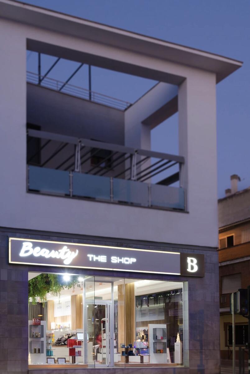Beauty The Shop I · Retail, Granada — imagen 11