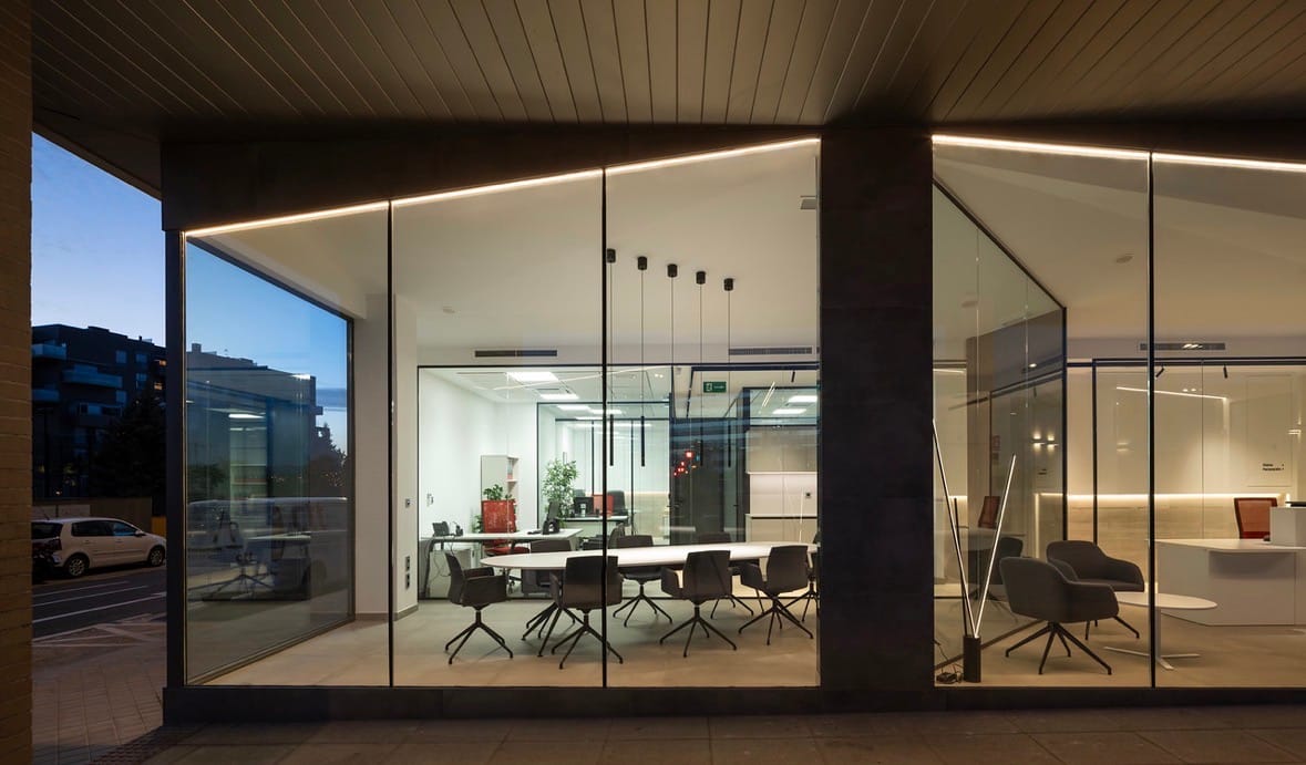 CTT Express Fachada · Oficinas, Granada — imagen 3