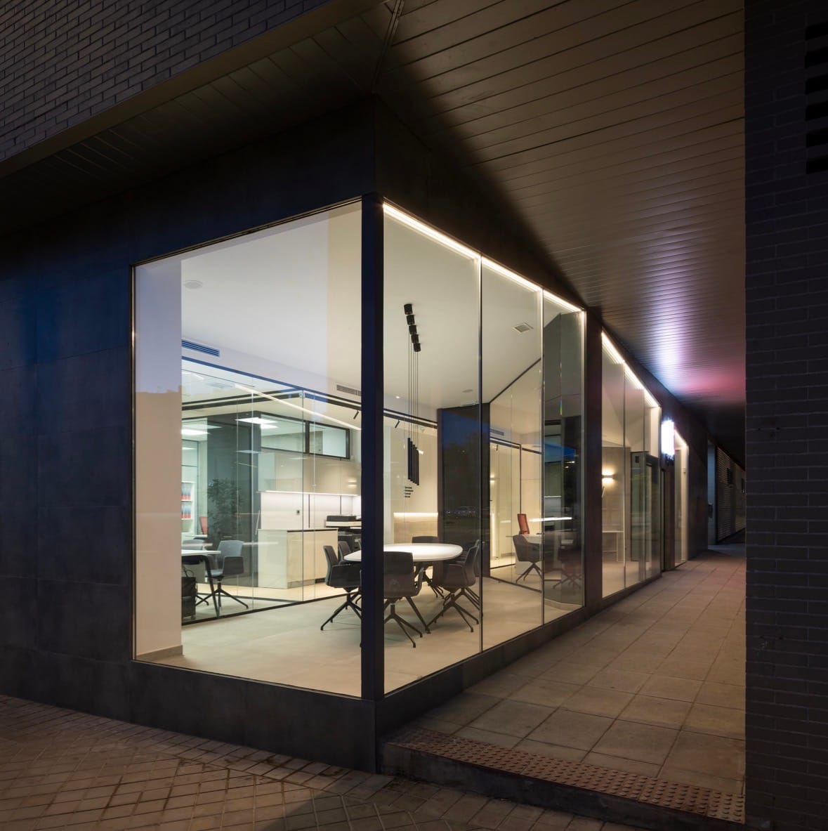 CTT Express Fachada · Oficinas, Granada — imagen 6