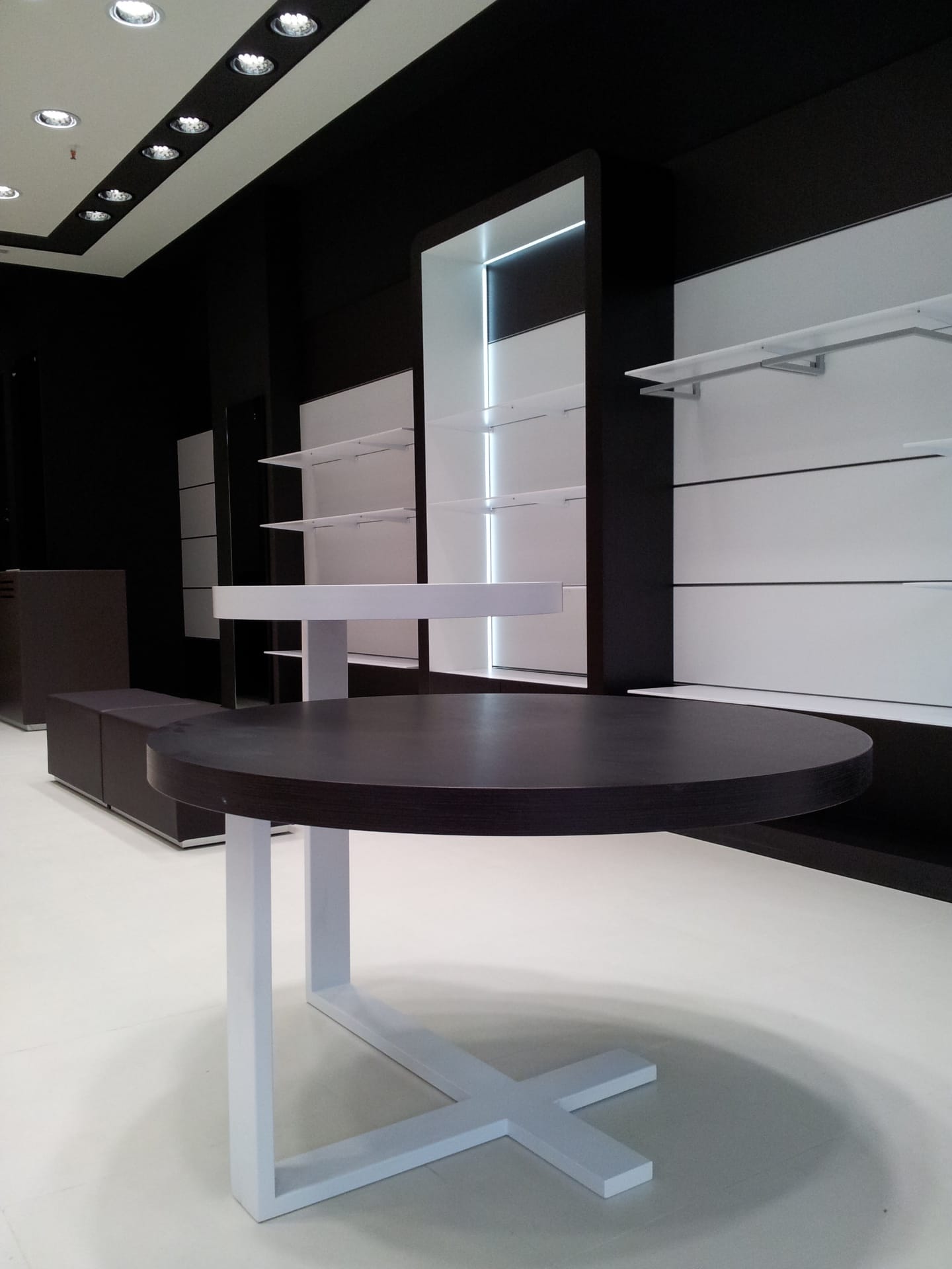 Geox Serrallo · Retail, Granada — imagen 3